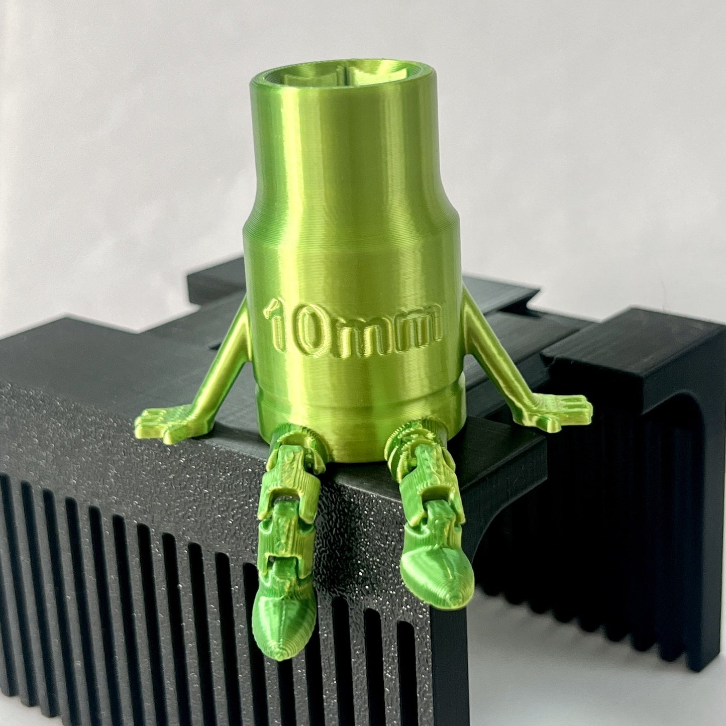 3D Printed Socket with Articulated Legs-10mm Socket