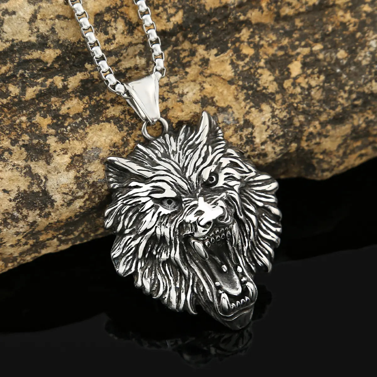 Domineering Personalized Viking Wolf Head Pendant Necklace