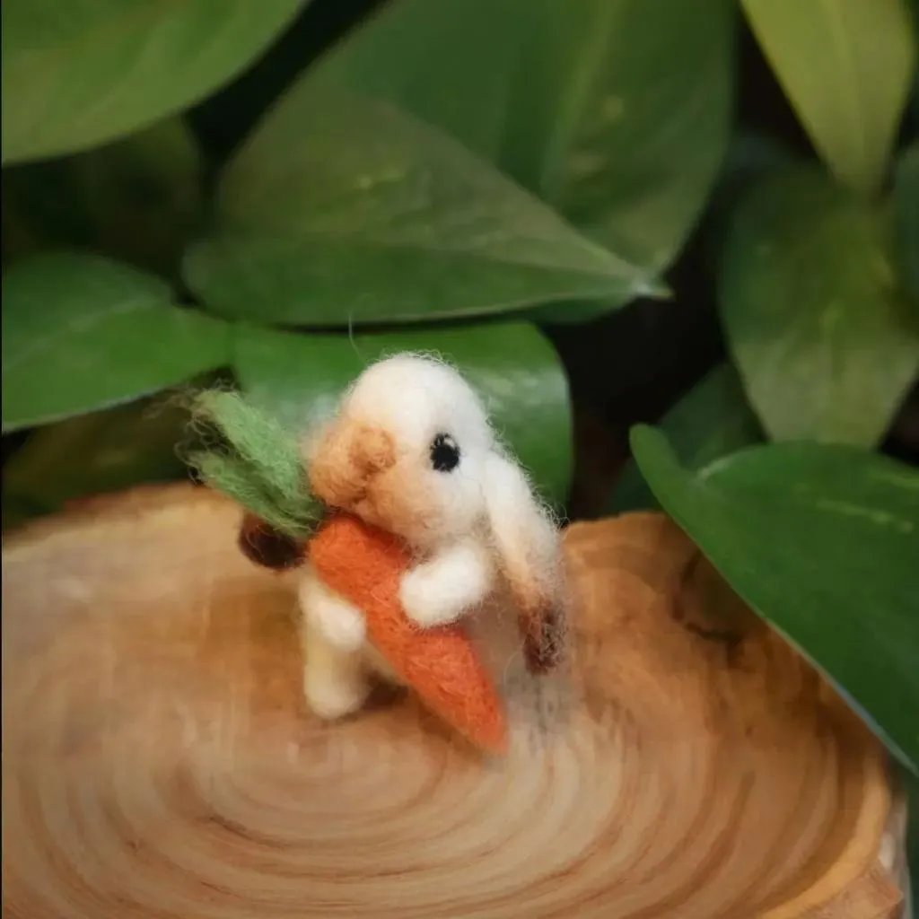 Felted Lop Eared Bunny With Carrot