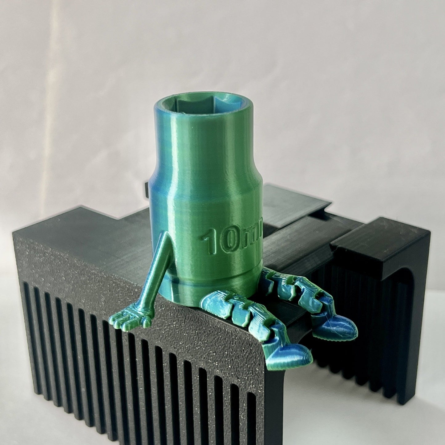 3D Printed Socket with Articulated Legs-10mm Socket