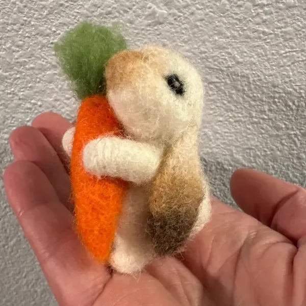 Felted Lop Eared Bunny With Carrot