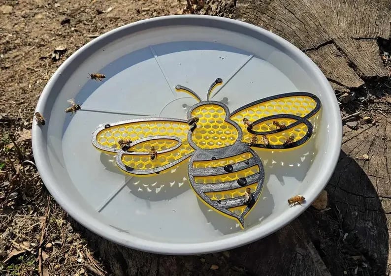 🐝Bee Floating Island - Dreamy and Natural Water Art