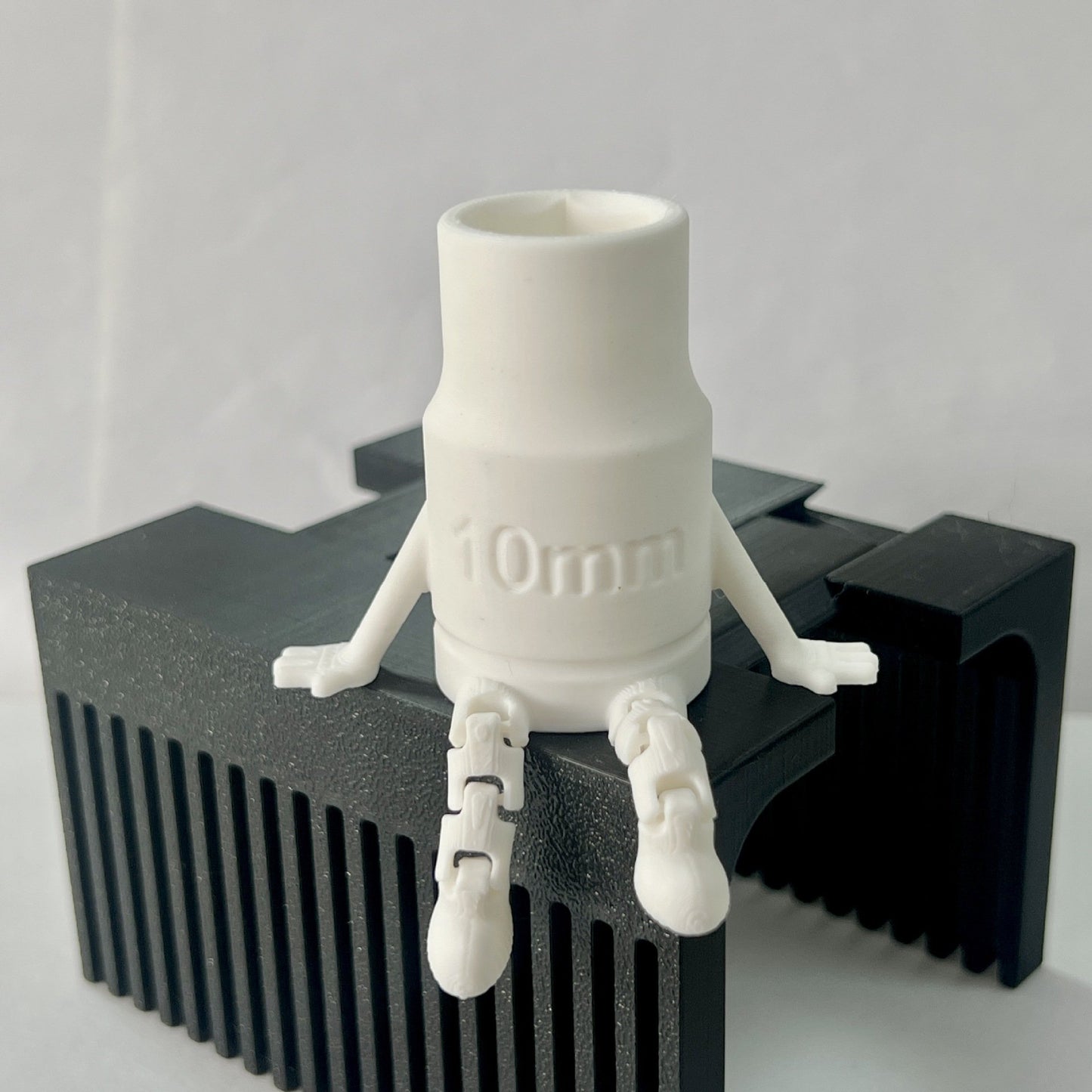 3D Printed Socket with Articulated Legs-10mm Socket